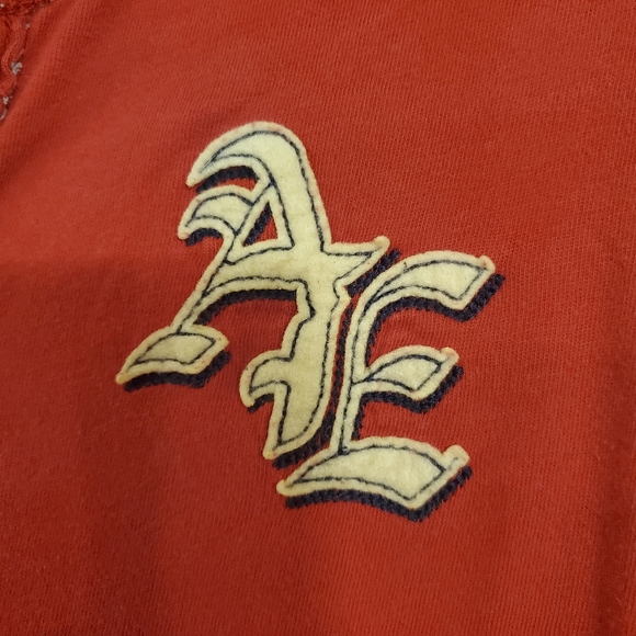 American Eagle Men's quarter button tshirt - Picture 4 of 5